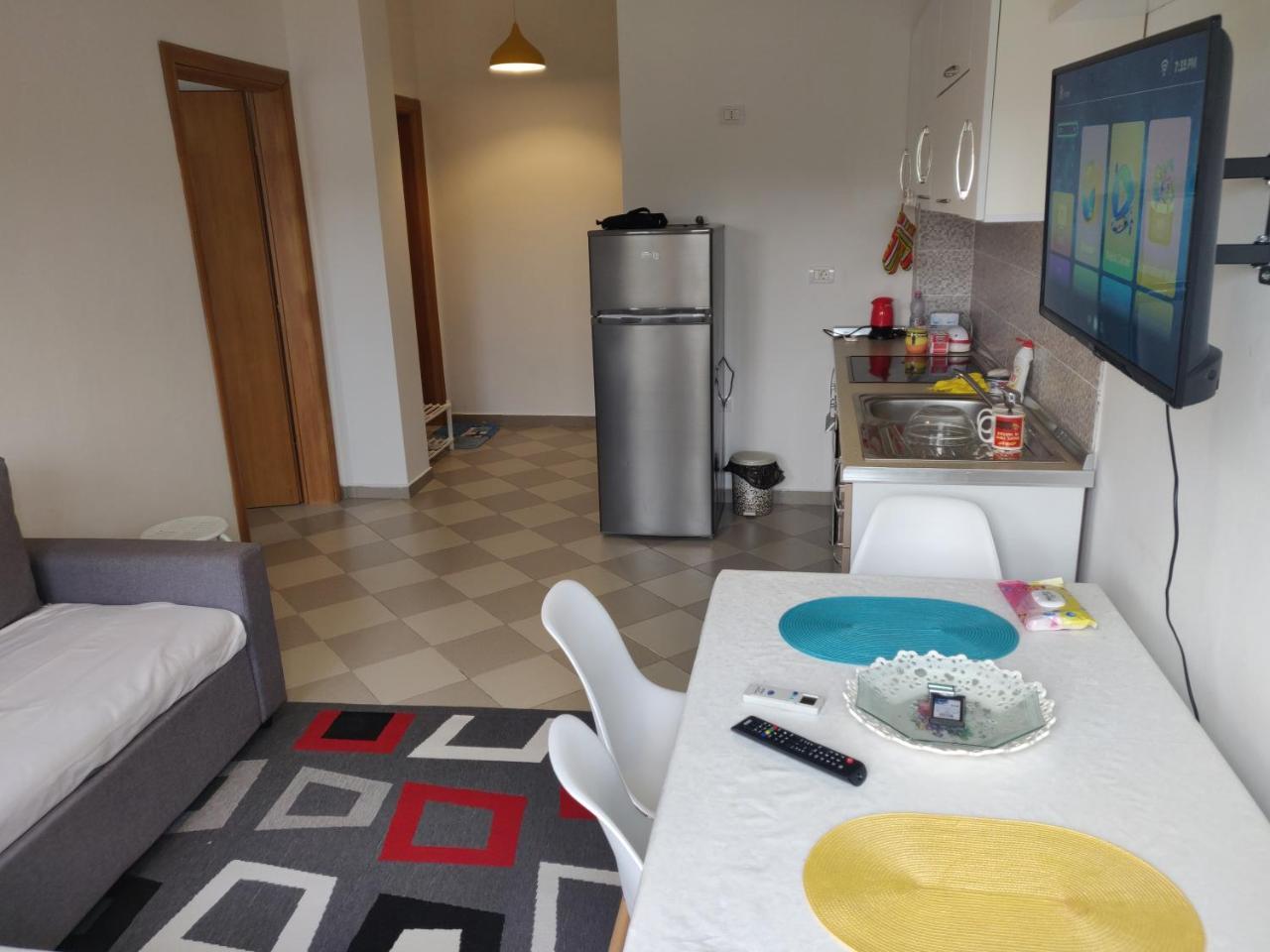 גולם Lovely Apartment מראה חיצוני תמונה